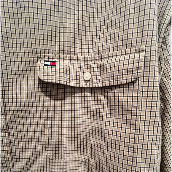 TOMMY Hilfiger men long sleeve button down shirt/size XL - Picture 5 of 9